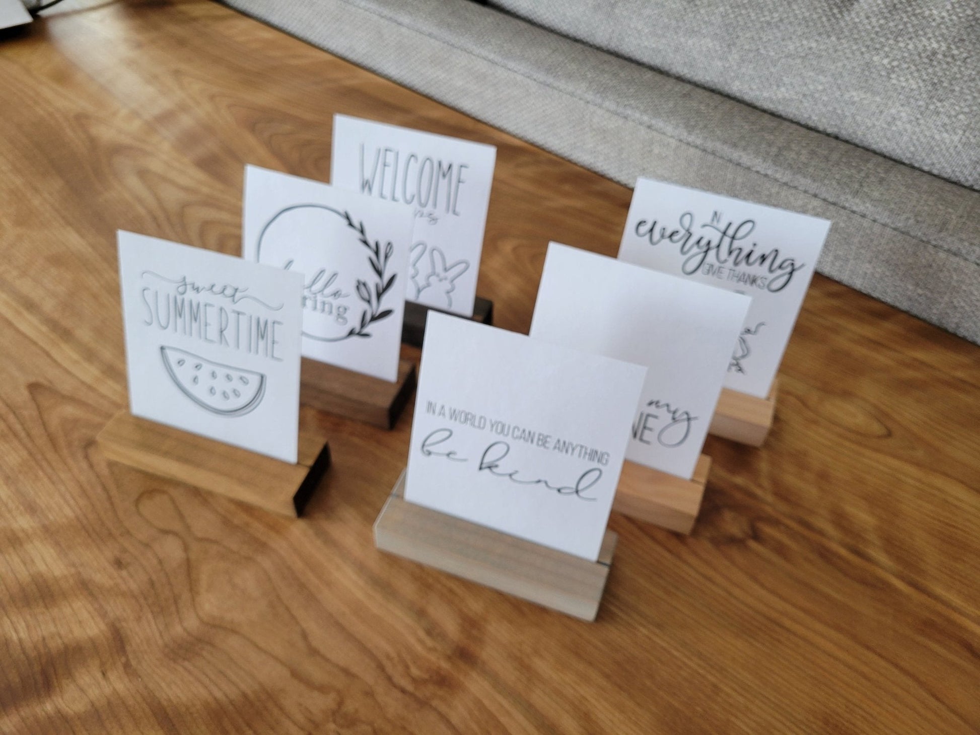 Interchangeable Mini Wood Sign Holder – Seasonal & Inspirational Quotes - Icehouse Woodwork & Design